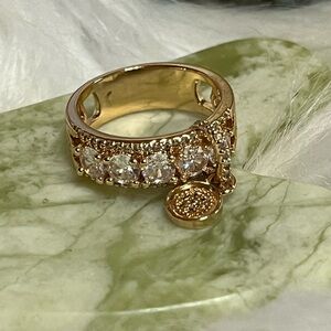 Super Sparkly Dangle Charm Ring